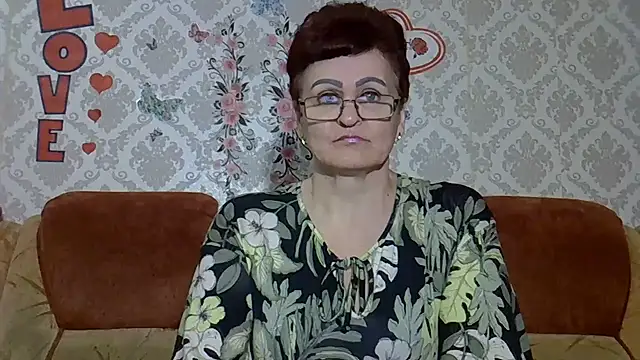 Snapshot of PaulaGolden chatting on July 23, 2026, 6:26 pm PaulaGolden online show from July 23, 2026, 6:26 pm