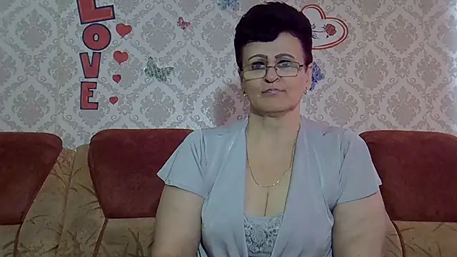 Snapshot of PaulaGolden chatting on October 11, 2025, 7:53 am PaulaGolden online show from October 11, 2025, 7:53 am