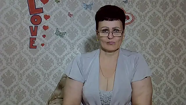 Snapshot of PaulaGolden chatting on September 10, 2025, 8:35 am PaulaGolden online show from September 10, 2025, 8:35 am
