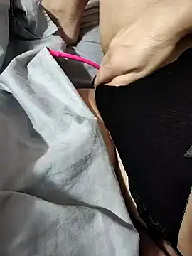 Snapshot of Silver1977 chatting on December 31, 2024, 5:11 am Silver1977 online show from December 31, 2024, 5:11 am