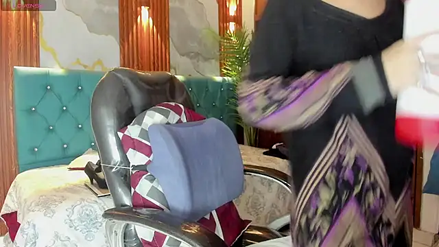 sabrina dupont online show from April 14, 2026, 1:05 pm