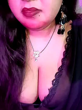 Suhanakhan00 online show from February 15, 2026, 7:57 pm