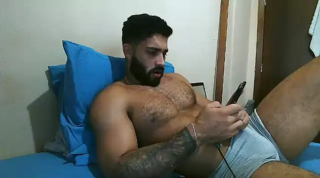 Snapshot of macho_fit chatting on February 27, 2025, 6:09 pm macho fit online show from February 27, 2025, 6:09 pm