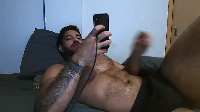 macho fit online show from April 6, 2026, 4:46 am