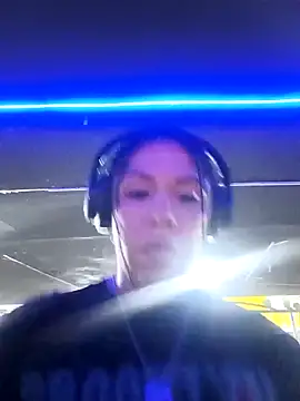 Snapshot of Karenn12 chatting on February 27, 2026, 2:34 am Karenn12 online show from February 27, 2026, 2:34 am