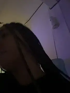 Snapshot of Sophie_LS chatting on February 25, 2026, 2:45 am Sophie LS online show from February 25, 2026, 2:45 am