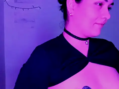 Babe-sofi online show from June 14, 2026, 10:44 pm