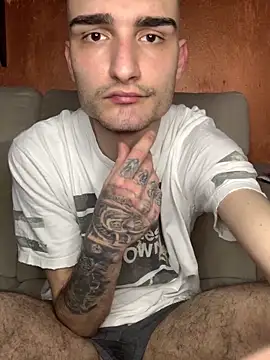 Chicano2k online show from March 12, 2025, 10:07 pm