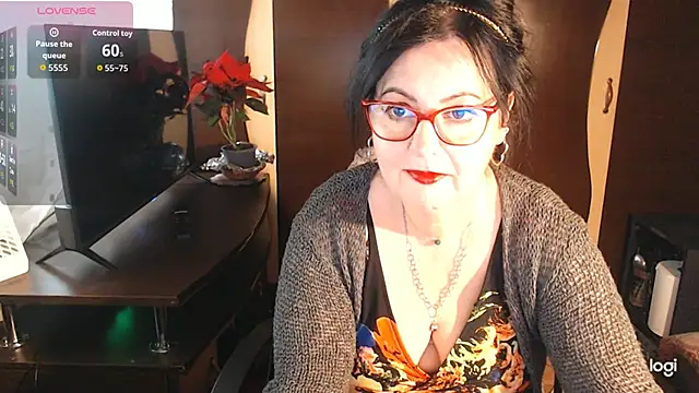 exymilf  online show from December 17, 2025, 12:32 pm