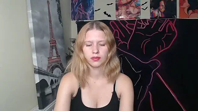 StellaCRL online show from October 17, 2025, 5:37 pm