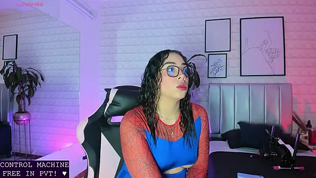 Lizzie-Evans online show from May 28, 2026, 12:00 pm