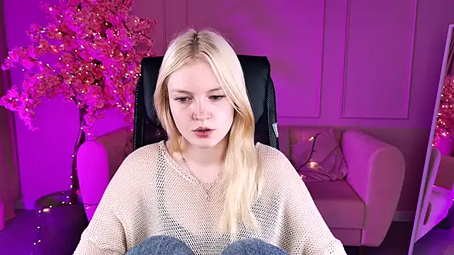 GraceGlamour online show from September 10, 2025, 5:06 am