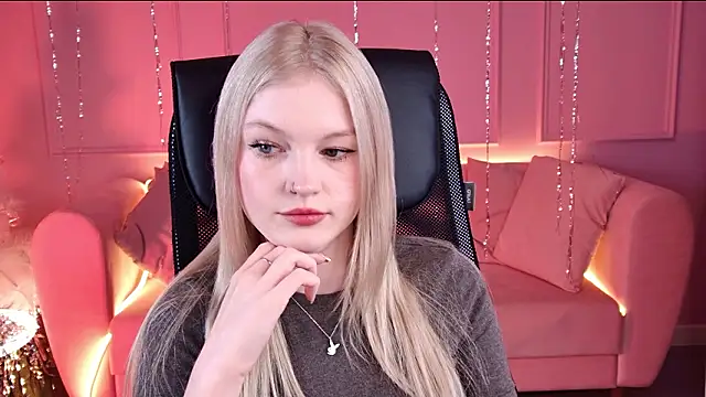 GraceGlamour online show from February 3, 2026, 6:22 am