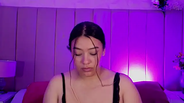 MollyBigBoobs12 online show from April 20, 2026, 10:44 pm