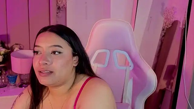 MollyBigBoobs12 online show from May 28, 2026, 9:21 pm
