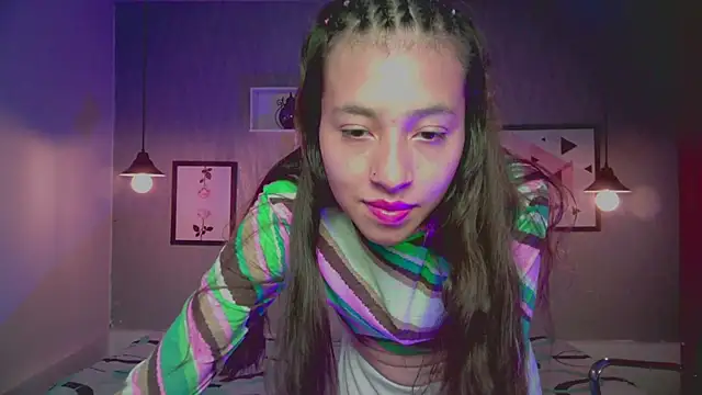 Snapshot of Valeria_roussi chatting on December 6, 2024, 7:39 pm Valeria roussi online show from December 6, 2024, 7:39 pm