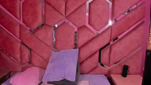 Eimy Sexy  online show from April 16, 2026, 1:45 pm