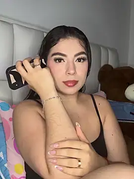 IsabellaAnngel online show from April 6, 2026, 1:56 am