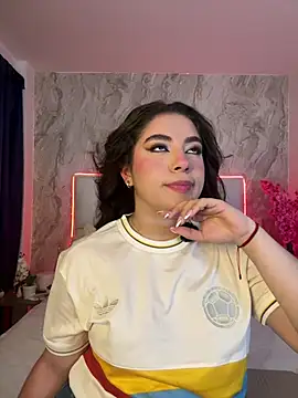 IsabellaAnngel online show from June 27, 2026, 11:33 pm