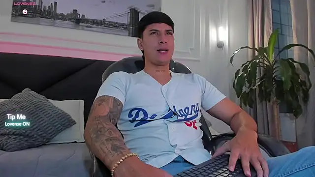 Damian23   online show from April 8, 2026, 11:01 am