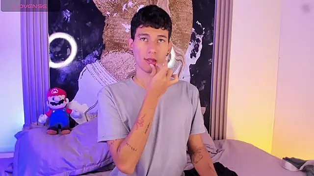 Snapshot of Alexx_tc chatting on March 9, 2026, 1:53 am Alexx tc online show from March 9, 2026, 1:53 am