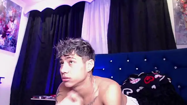 Snapshot of Sexys_Boys_Hot1 chatting on May 26, 2026, 1:37 am Sexys Boys Hot1 online show from May 26, 2026, 1:37 am