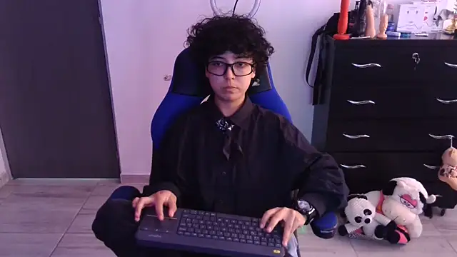 Snapshot of thomascooper7 chatting on March 18, 2026, 7:26 pm thomascooper7 online show from March 18, 2026, 7:26 pm