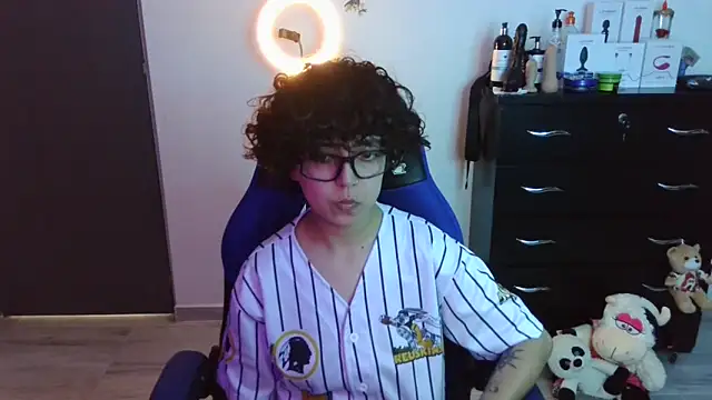 Snapshot of thomascooper7 chatting on October 12, 2025, 6:20 pm thomascooper7 online show from October 12, 2025, 6:20 pm