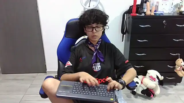 Snapshot of thomascooper7 chatting on March 9, 2026, 12:47 am thomascooper7 online show from March 9, 2026, 12:47 am