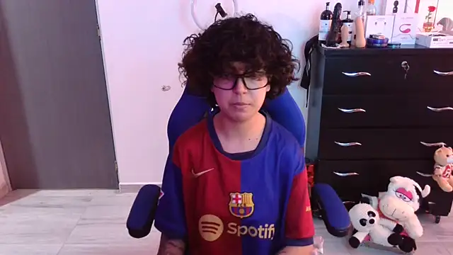 Snapshot of thomascooper7 chatting on November 2, 2025, 7:52 pm thomascooper7 online show from November 2, 2025, 7:52 pm