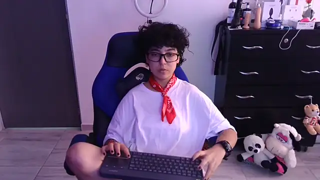 Snapshot of thomascooper7 chatting on February 25, 2026, 7:14 pm thomascooper7 online show from February 25, 2026, 7:14 pm