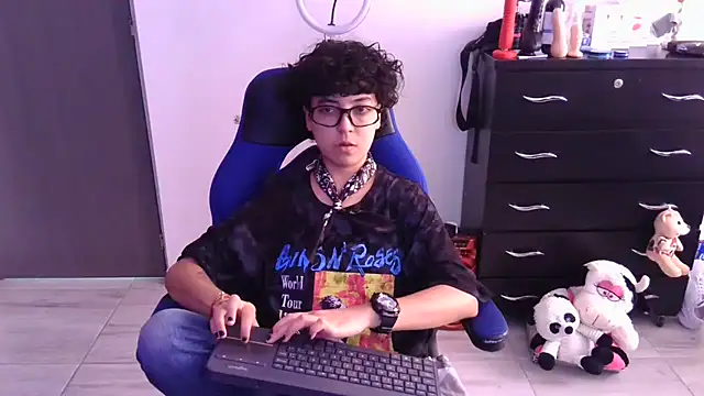 Snapshot of thomascooper7 chatting on February 28, 2026, 4:06 pm thomascooper7 online show from February 28, 2026, 4:06 pm