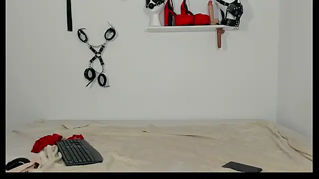 Snapshot of Sabrina_Rosse__ chatting on March 22, 2025, 3:20 am Sabrina Rosse online show from March 22, 2025, 3:20 am