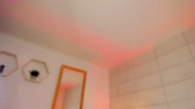 Snapshot of Christine_Laam chatting on September 24, 2025, 12:11 pm Christine Laam online show from September 24, 2025, 12:11 pm