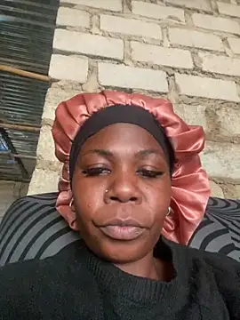 Snapshot of DarkGorgeous chatting on January 17, 2026, 12:20 pm DarkGorgeous online show from January 17, 2026, 12:20 pm