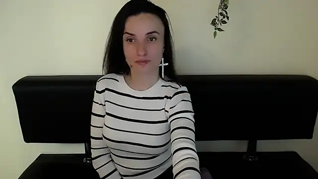 Snapshot of LaimaV_ chatting on March 29, 2026, 9:05 pm LaimaV online show from March 29, 2026, 9:05 pm