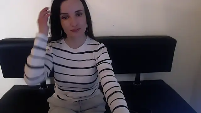 Snapshot of LaimaV_ chatting on March 14, 2026, 6:36 pm LaimaV online show from March 14, 2026, 6:36 pm