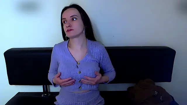 Snapshot of LaimaV_ chatting on February 17, 2026, 10:34 am LaimaV online show from February 17, 2026, 10:34 am