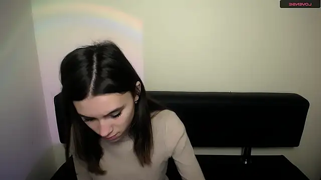 Snapshot of LaimaV_ chatting on February 9, 2026, 7:50 am LaimaV online show from February 9, 2026, 7:50 am