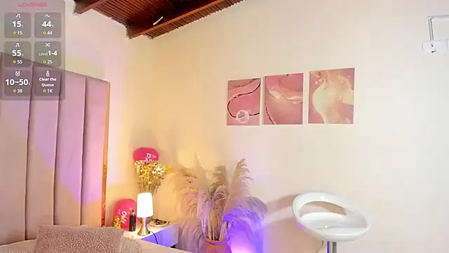 Milan ebony online show from October 18, 2025, 11:34 am