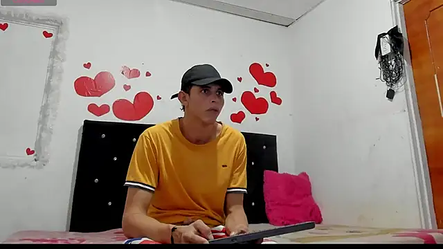 Snapshot of chloe_evanx_ chatting on March 8, 2025, 7:42 pm chloe evanx  online show from March 8, 2025, 7:42 pm