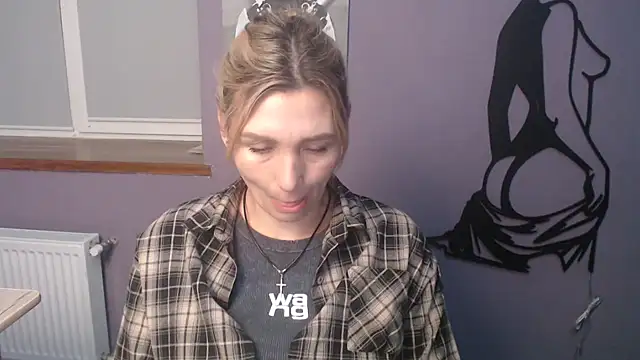  sexy lady online show from April 15, 2026, 1:15 pm