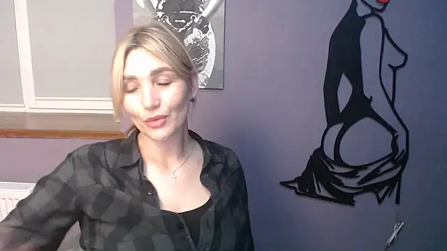  sexy lady online show from March 12, 2026, 1:04 pm