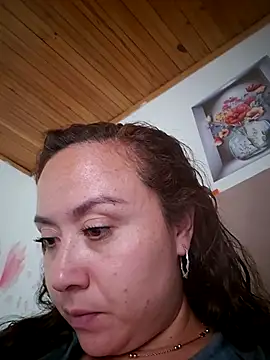 Snapshot of RenataSexy_ chatting on April 7, 2026, 5:26 pm RenataSexy online show from April 7, 2026, 5:26 pm