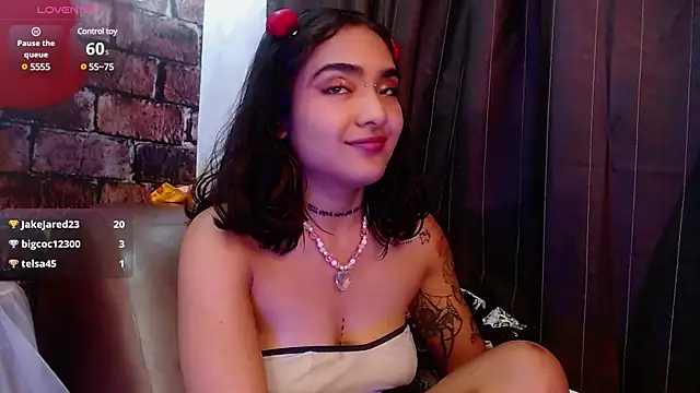Snapshot of HelenaSwani chatting on March 13, 2025, 3:06 pm HelenaSwani online show from March 13, 2025, 3:06 pm