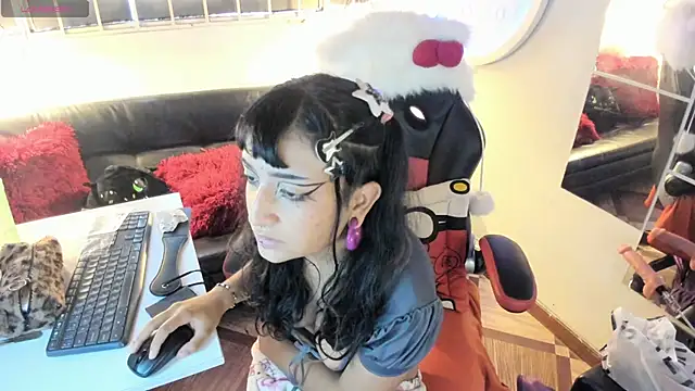 Snapshot of meow_mota chatting on November 6, 2025, 1:37 pm meow mota online show from November 6, 2025, 1:37 pm