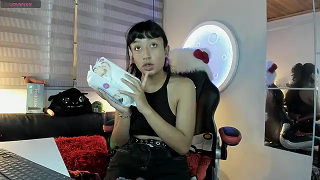 Snapshot of meow_mota chatting on November 19, 2025, 1:33 pm meow mota online show from November 19, 2025, 1:33 pm