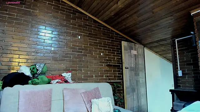 Snapshot of meow_mota chatting on November 27, 2025, 8:09 pm meow mota online show from November 27, 2025, 8:09 pm