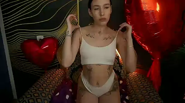 Snapshot of NikkiGoldSide chatting on March 1, 2025, 5:05 pm NikkiGoldSide online show from March 1, 2025, 5:05 pm