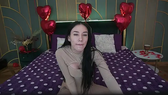 Snapshot of NikkiGoldSide chatting on February 25, 2025, 1:53 pm NikkiGoldSide online show from February 25, 2025, 1:53 pm
